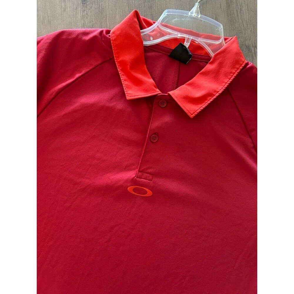 Oakley Polo Men's Size Large Regular Fit Red Short Sleeve Collared Golf